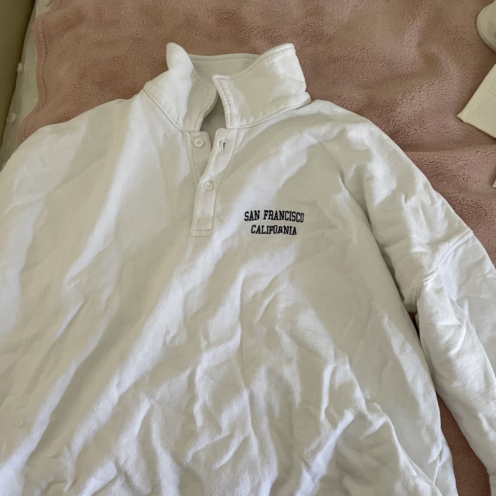 Brandy Melville Collared sweatshirt